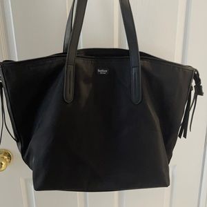Black tote shoulder bag